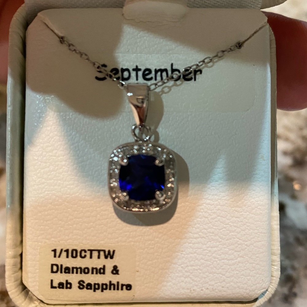 Diamond & Sapphire Lab necklace